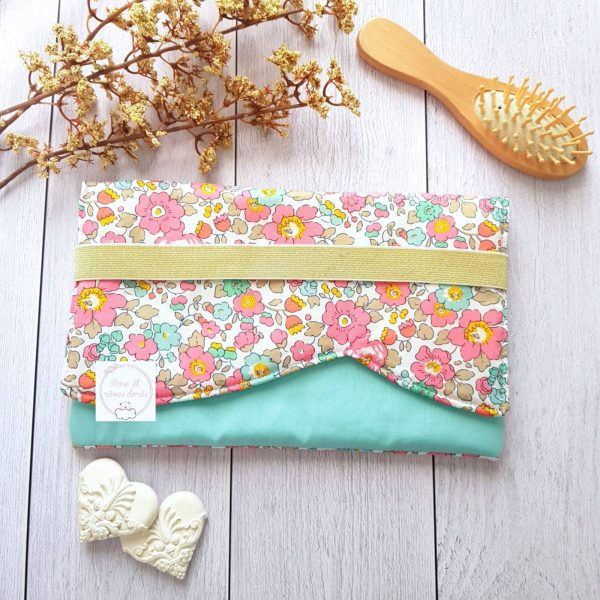pochette carnet de santé modèle inédit roseetrevesdores