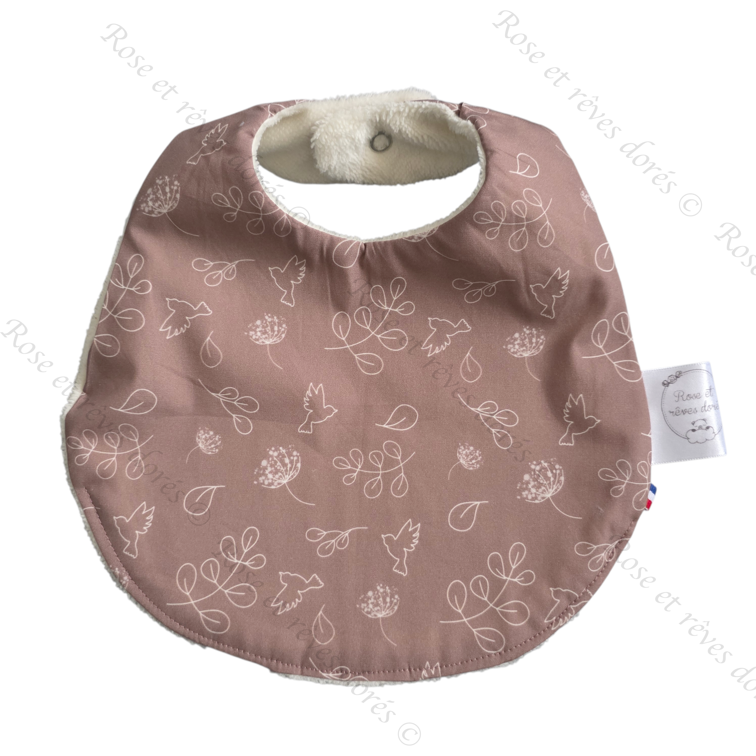 bavoir motif exclusif label fabriqué à Paris confectionné de A à Z par Rose et rêves dorés